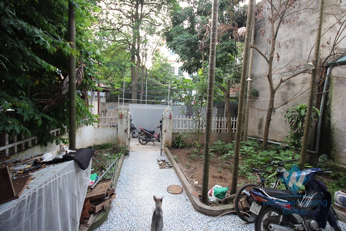 Vietnamese style house with nice garden for rent in Tay Ho area
